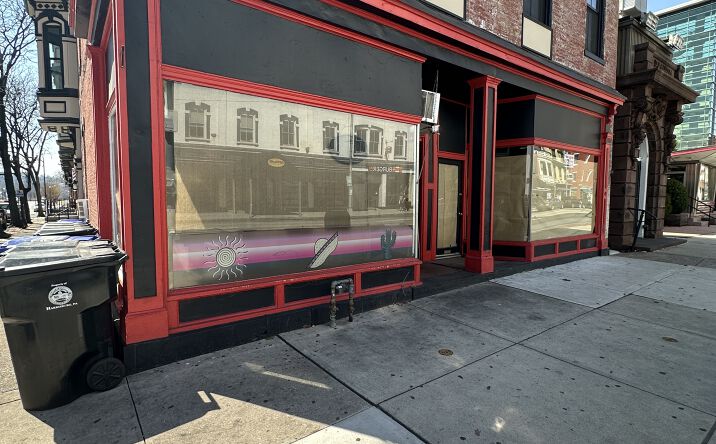 Pictures of Retail, Office, Restaurant property located at 200 N 2nd St, Harrisburg, PA 17101 for lease - image #1