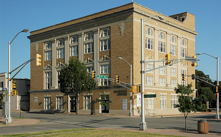 Pictures of Office property located at 1227 W Magnolia Ave, Fort Worth, TX 76104 for lease - image #1