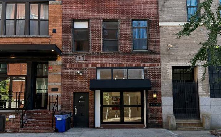 Pictures of Retail property located at 431 Washington St, New York, NY 10013 for lease - image #1