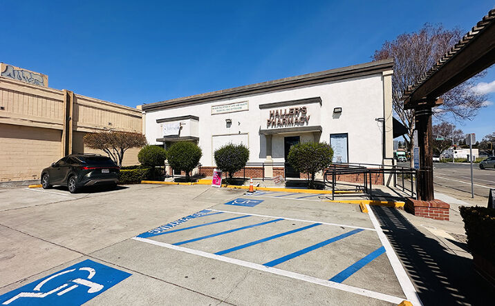 Pictures of Retail property located at 37317 Fremont Blvd, Fremont, CA 94536 for lease - image #1