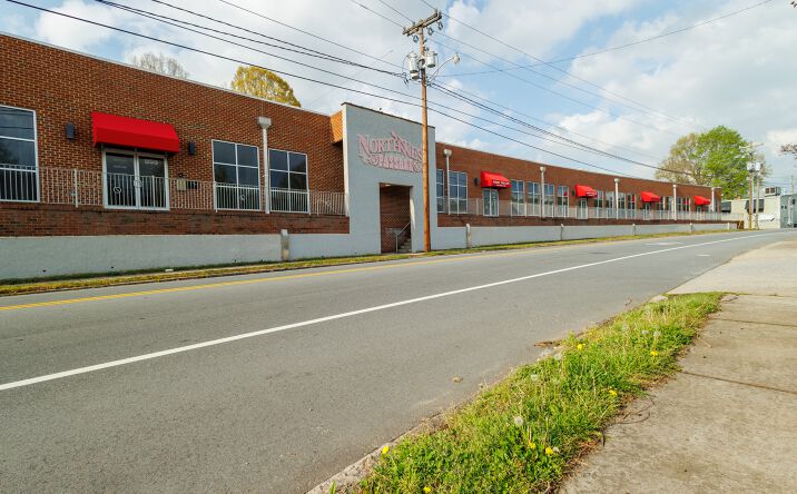 Pictures of Retail, Office, Industrial property located at 925 Northwest Blvd, Winston-Salem, NC 27101 for lease - image #1