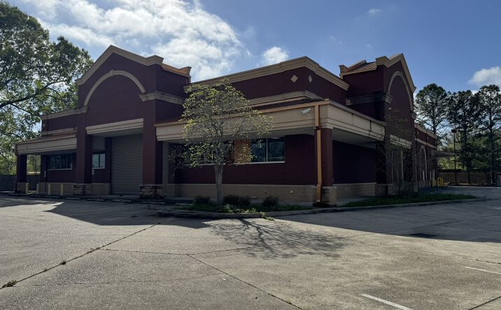 Pictures of Retail, Office, Industrial property located at 9006 Greenwell Springs Rd, Baton Rouge, LA 70814 for lease - image #1