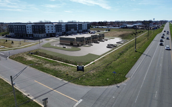 Pictures of Retail property located at 535 Country Gate Dr, New Whiteland, IN 46184 for lease - image #1