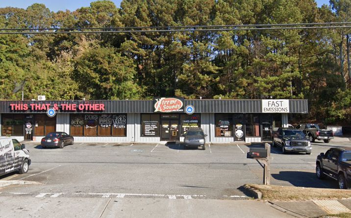 Pictures of Retail property located at 8525 GA-92, Woodstock, GA 30189 for lease - image #1