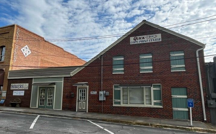 Pictures of Retail, Office property located at 102 N 1st St, Easley, SC 29640 for lease - image #1