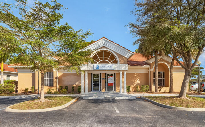 Pictures of Office property located at 6830 Porto Fino Cir, Fort Myers, FL 33912 for lease - image #1