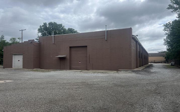 Pictures of Industrial property located at 2801 W 9th Avenue, Gary, IN 46404 for lease - image #1