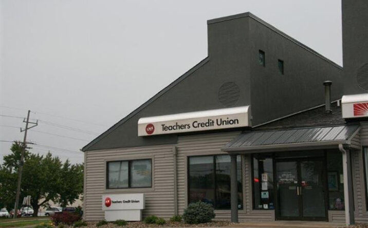 Pictures of Office property located at 2600 Roosevelt Road 1001, Valparaiso, IN 46383 for lease - image #1
