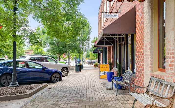 Pictures of Office property located at 207 W Jefferson Street, Madison, GA 30650 for lease - image #1