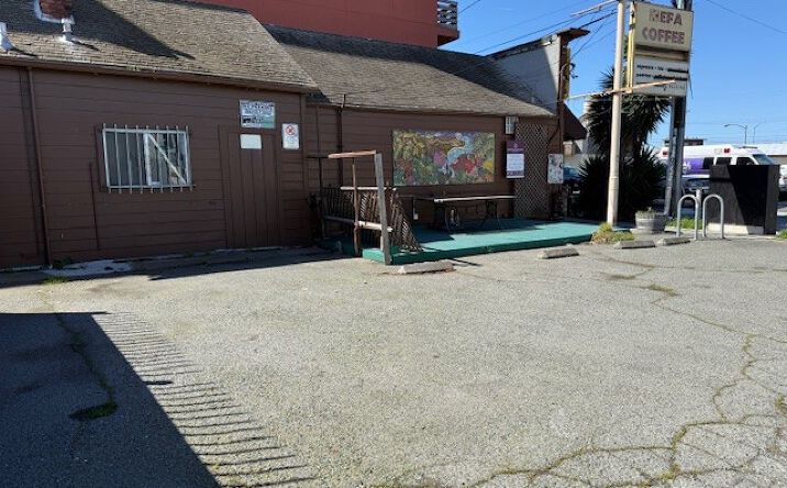 Pictures of Retail property located at 2855 Ford St, Oakland, CA 94601 for lease - image #1