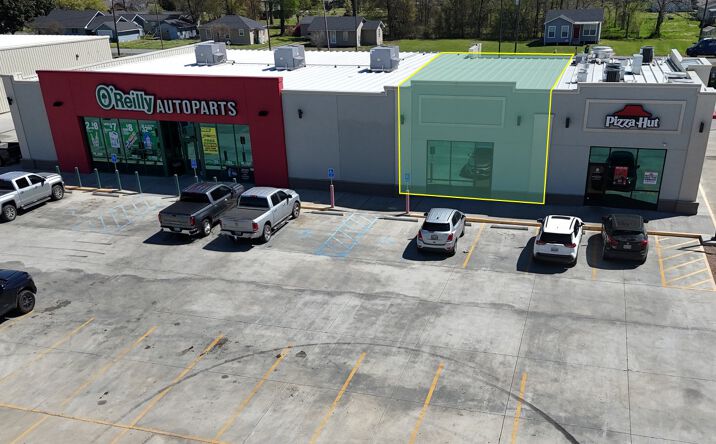 Pictures of Retail property located at 2929 Ruth St, Sulphur, LA 70665 for lease - image #1