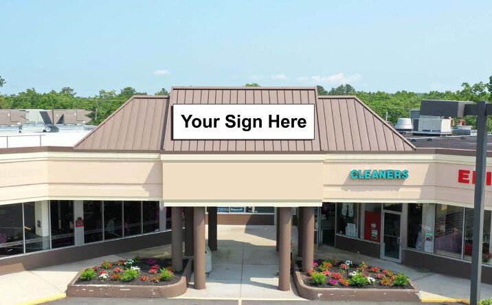 Pictures of Industrial, Restaurant property located at 250 W Montauk Hwy, Hampton Bays, NY 11946 for lease - image #1