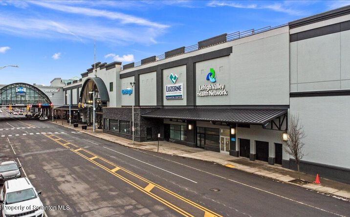 Pictures of Retail property located at 300 Lackawanna Ave, Scranton, PA 18503 for lease - image #1