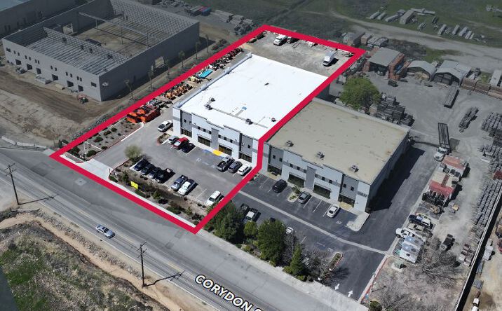 Pictures of Industrial property located at 32097 Corydon St, Lake Elsinore, CA 92530 for lease - image #1