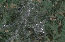 10246372