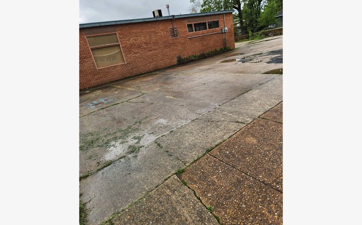 Pictures of Retail, Office, Special Purpose property located at 3858 Linwood Ave, Shreveport, LA 71103 for lease - image #1