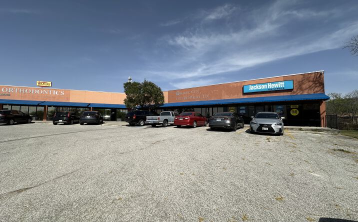 Pictures of Retail, Office property located at 6324 Northwest Loop 410, San Antonio, TX 78238 for lease - image #1
