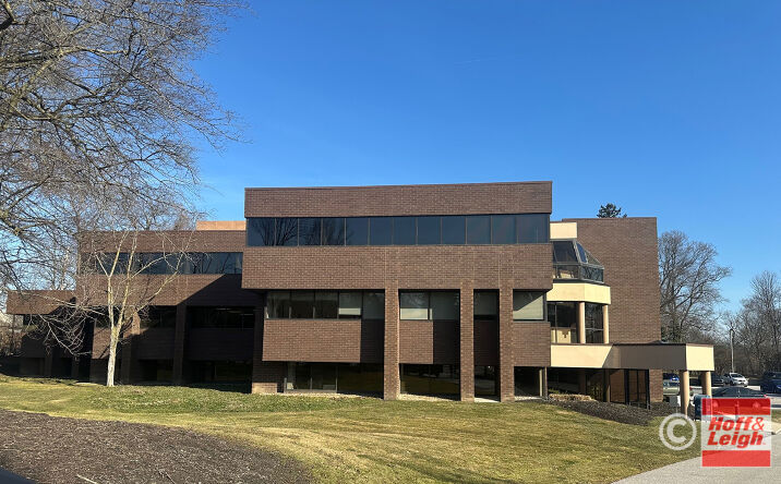 Pictures of Office property located at 2603 West Market Street, Akron, OH, USA, Akron, OH 44313 for lease - image #1