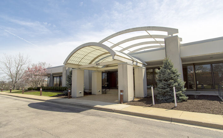 Pictures of Office, Special Purpose property located at 7075 Veterans Blvd, Burr Ridge, IL 60527 for lease - image #1