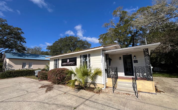 Pictures of Retail, Office property located at 132 Partin Dr N, Niceville, FL 32578 for lease - image #1