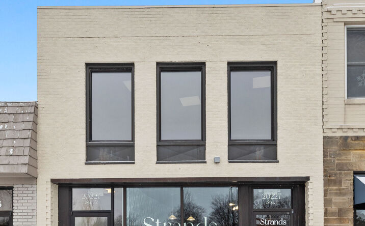 Pictures of Office property located at 20227 Mack Ave, Grosse Pointe Woods, MI 48236 for lease - image #1