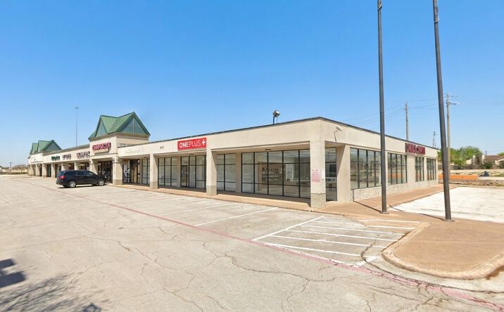 Pictures of Retail property located at 9780 Lyndon B Johnson Fwy, Dallas, TX 75243 for lease - image #1