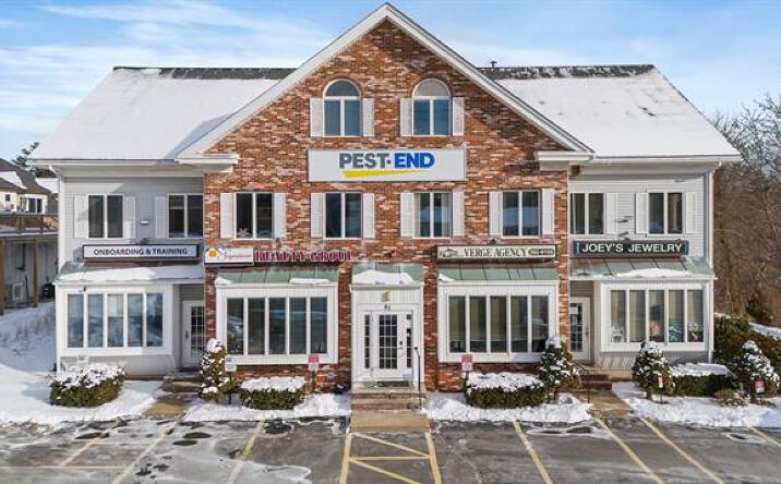 Pictures of Retail, Office property located at 91 Plaistow Rd, Plaistow, NH 03865 for lease - image #1