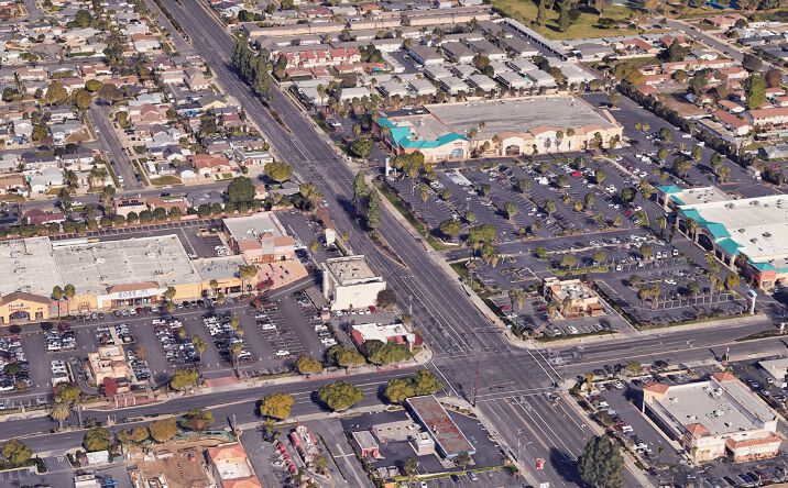 Pictures of Retail property located at 8932 Valley View St, Buena Park, CA 90620 for lease - image #1