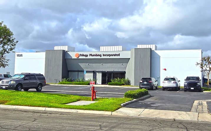 Pictures of Retail, Office, Industrial property located at 1525 Sinclair Street, Anaheim, CA 92806 for lease - image #1
