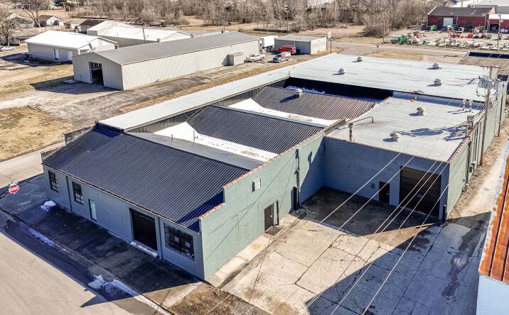 Pictures of Industrial property located at 2401 S Monroe St, Muncie, IN 47302 for lease - image #1