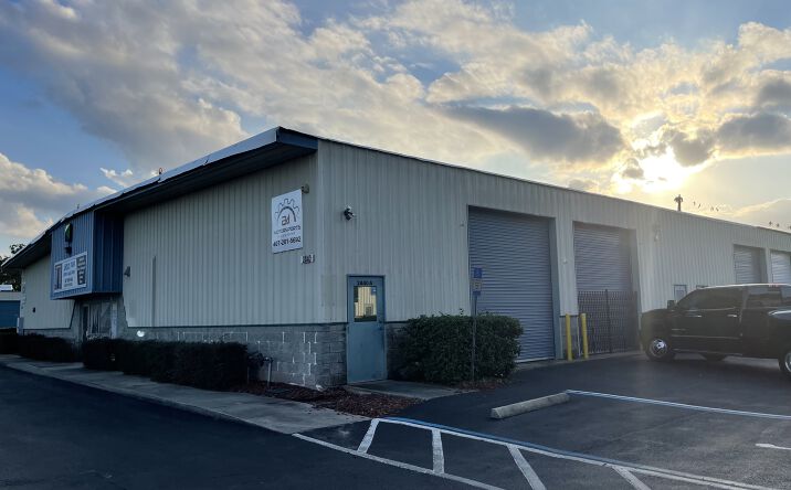 Pictures of Industrial property located at 2420 Smith St, Kissimmee, FL 34744 for lease - image #1
