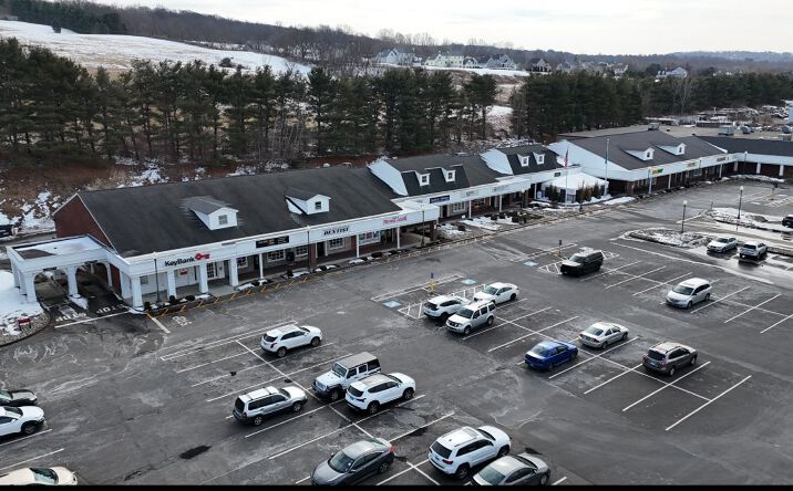 Pictures of Retail, Restaurant property located at 175 West Rd, Ellington, CT 06029 for lease - image #1