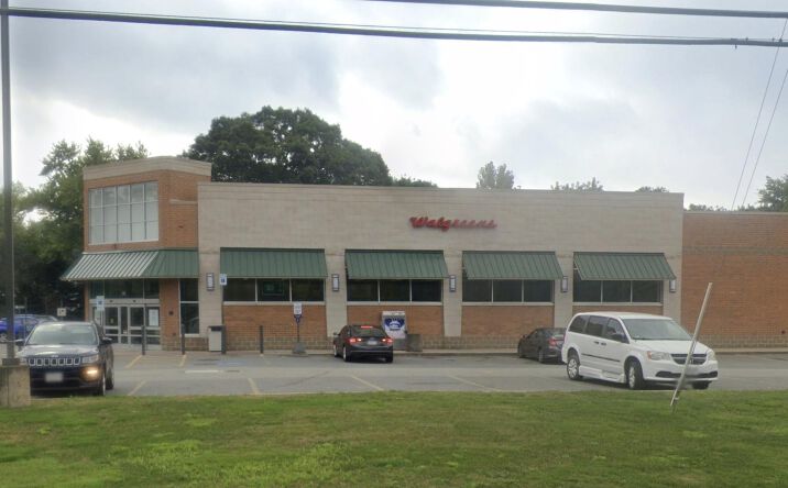 Pictures of Retail property located at 32 Main St, Lakeville, MA 02347 for lease - image #1