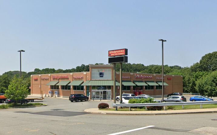 Pictures of Retail, Office property located at 800 River St, Haverhill, MA 01832 for lease - image #1