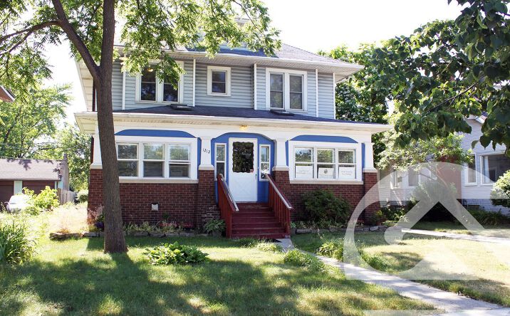 Pictures of Office property located at 1212 S Washington Ave, Royal Oak, MI 48067 for lease - image #1