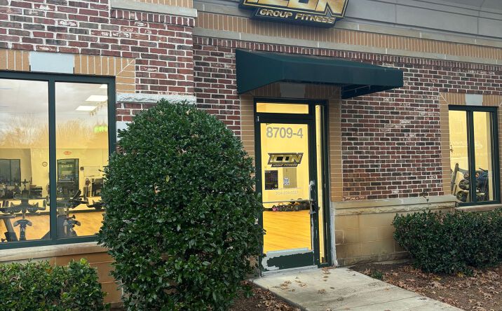 Pictures of Retail property located at 8709 Arbor Creek Dr, Charlotte, NC 28269 for lease - image #1