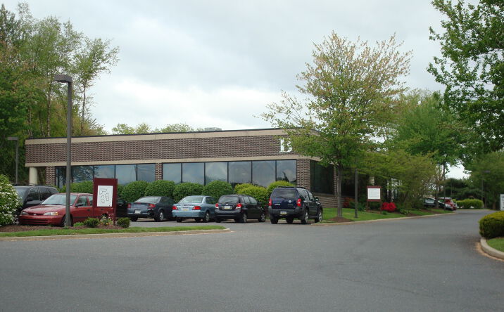 Pictures of Office property located at 3893 Adler Place, Bethlehem, PA 18017 for lease - image #1