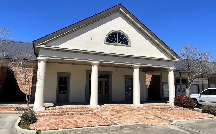 Pictures of Retail, Office property located at 8894 Airline Hwy, Baton Rouge, LA 70815 for lease - image #1