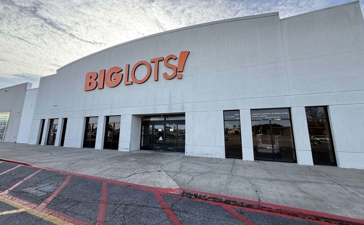 Pictures of Retail property located at 4600 Hardy St, Hattiesburg, MS 39402 for lease - image #1