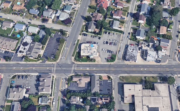 Pictures of Retail, Restaurant property located at 330 W Montauk Hwy, Lindenhurst, NY 11757 for lease - image #1