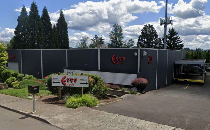 Pictures of Office, Industrial property located at 6900 SW Sandburg Street, Tigard, OR 97223 for lease - image #1