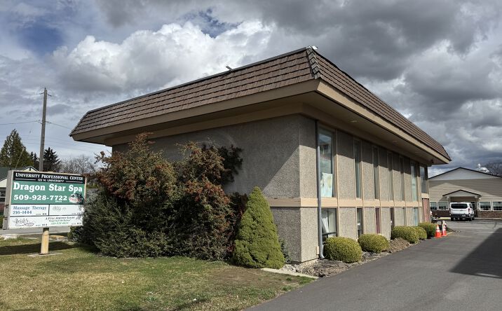 Pictures of Retail, Office property located at 122 N University Rd, Spokane Valley, WA 99206 for lease - image #1