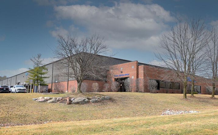 Pictures of Industrial property located at 7290 - 7310 Kensington Rd, Brighton, MI 48116 for lease - image #1