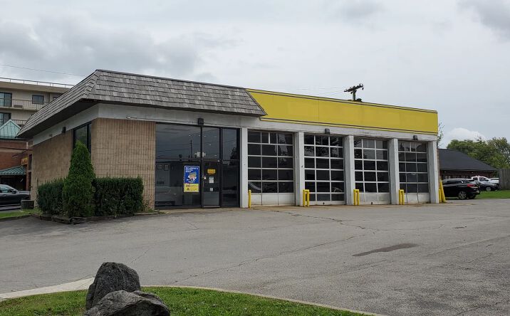 Pictures of Retail property located at 5363 & 5365 Main Street, Williamsville, NY 14221 for lease - image #1