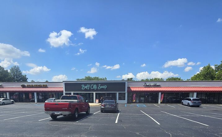 Pictures of Retail property located at 928 US Hwy 72 E, Athens, AL 35611 for lease - image #1