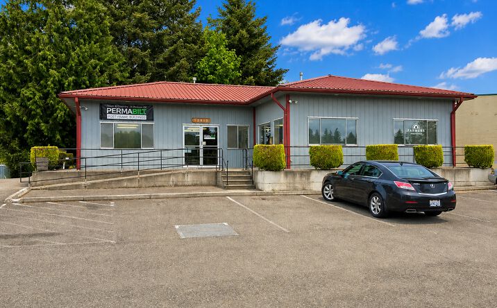 Pictures of Retail, Office property located at 13819 Meridian E, Puyallup, WA 98373 for lease - image #1