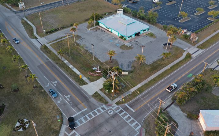 Pictures of Restaurant property located at 1121 Bal Harbor Blvd, Punta Gorda, FL 33950 for lease - image #1