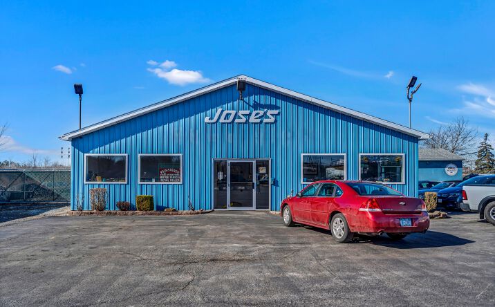 Pictures of Retail, Office, Industrial property located at 5621 Lockport Rd, Niagara Falls, NY 14305 for lease - image #1