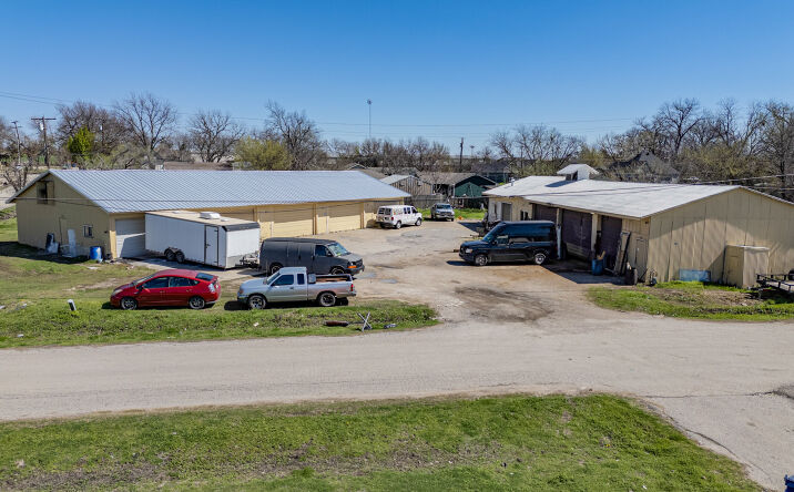 Pictures of Industrial, Special Purpose property located at 407 N New Mexico Dr, Celina, TX 75009 for lease - image #1