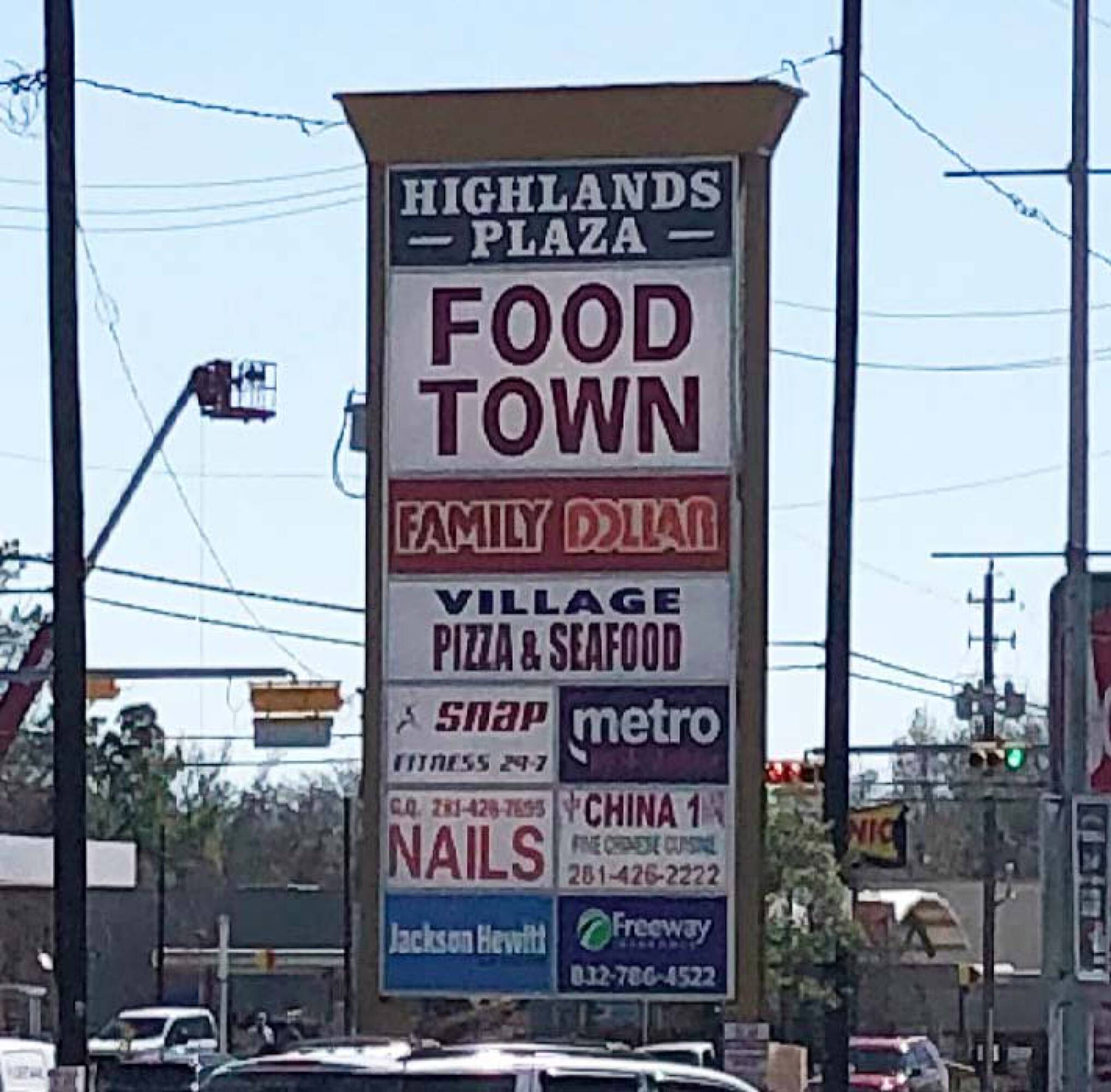 Highlands Plaza